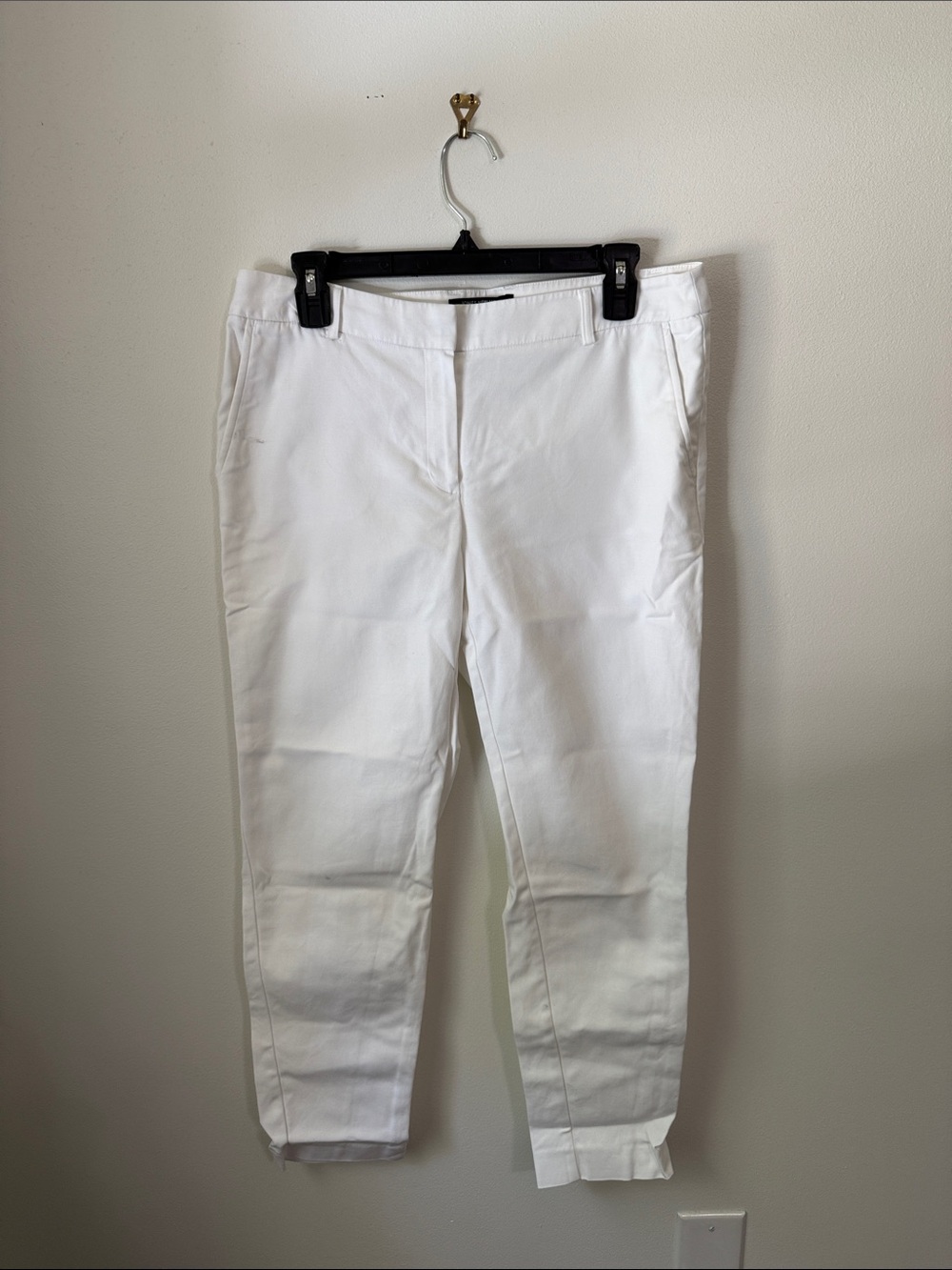 Jones New York White Cotton-Blend Chinos